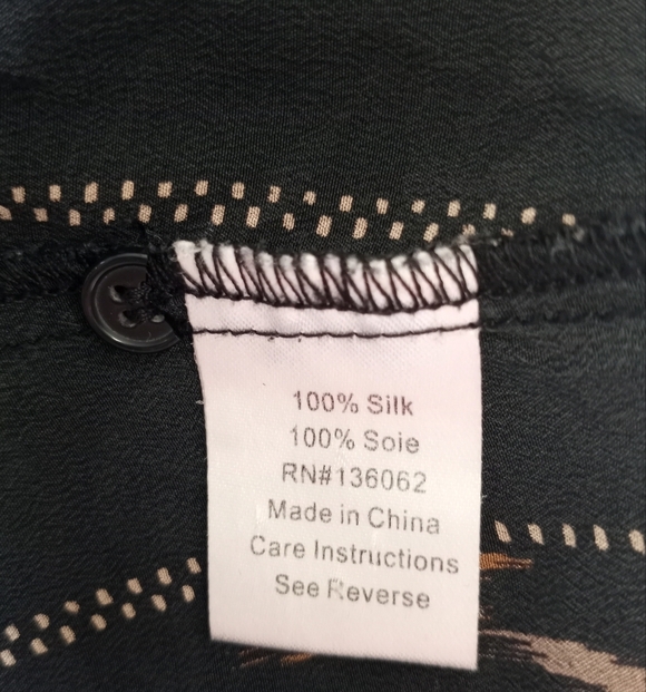 Anthropologie Silk Bohemian Tribal Indie Pattern V Neck High Low Cuffed Blouse - Picture 6 of 8